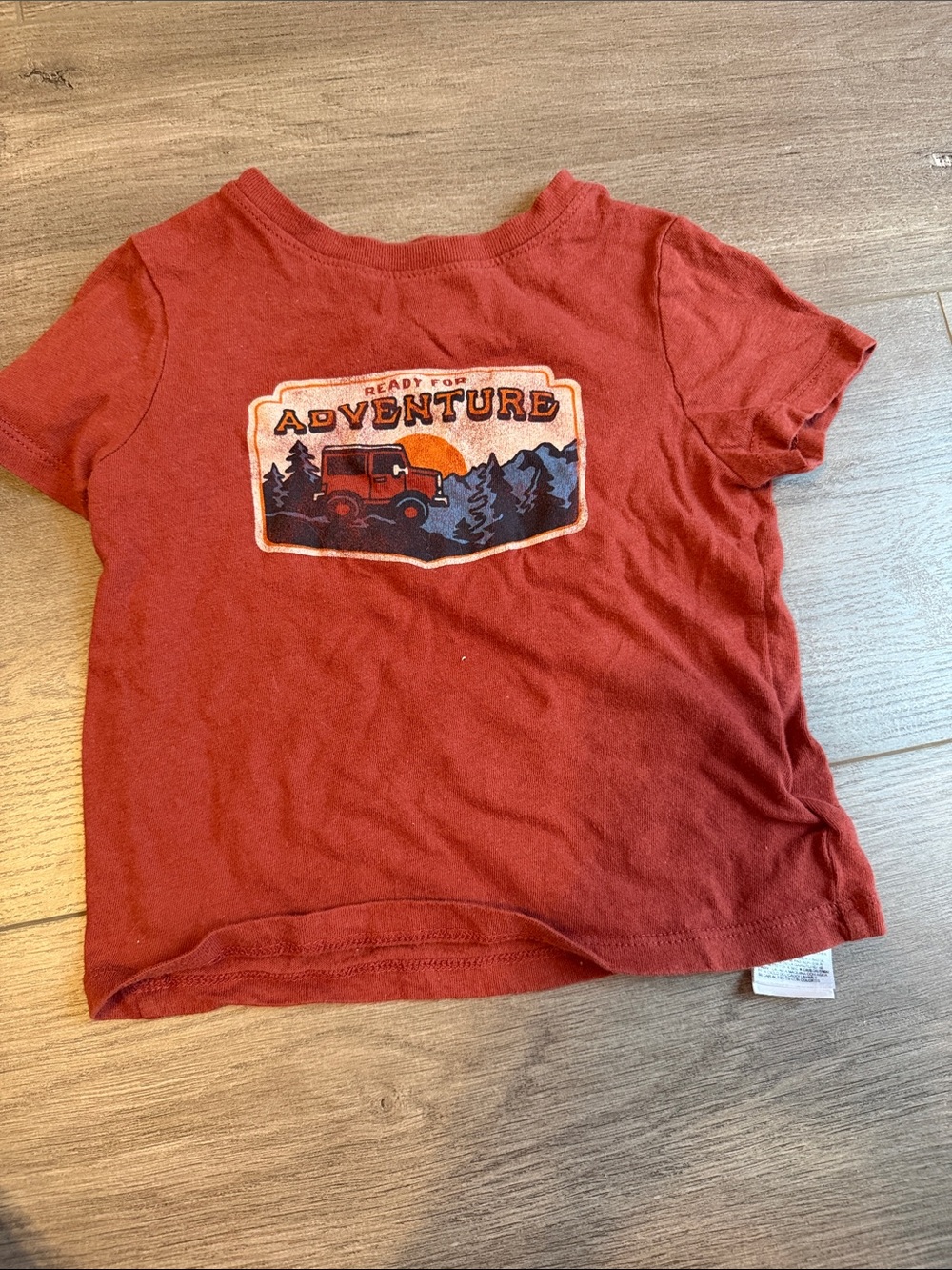 Old Navy Rust Red 'Adventure' Graphic Tee
